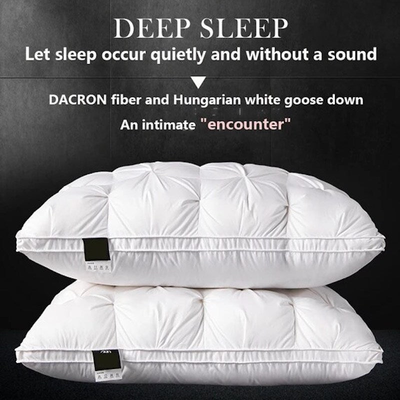 Fluffy Microfiber Pillow (24"×17")